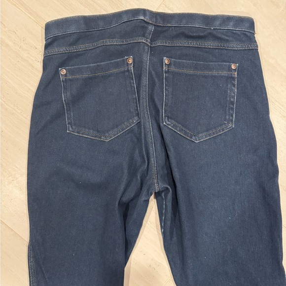 Simply Vera Wang Skinny Dark Blue Jeans Size‎ Small - Picture 5 of 9